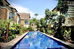 Lornie Road (D11), Terrace #461794411